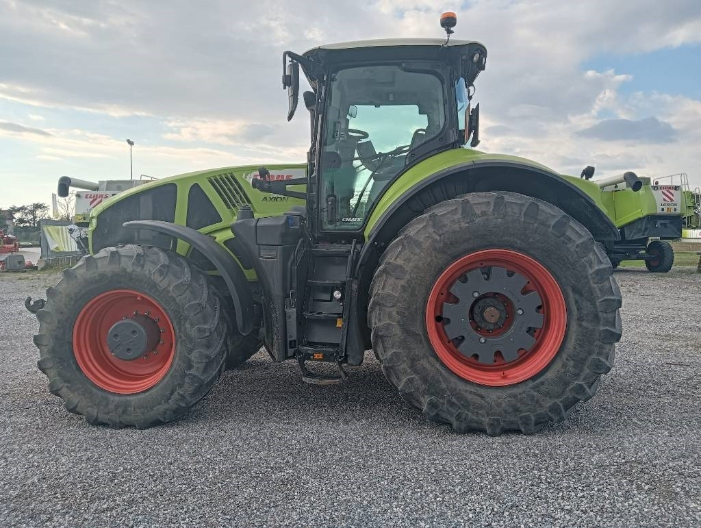 Claas Axion 960 cmatic - Traktor: gambar 4 Claas Axion 960 cmatic - Traktor: gambar 4