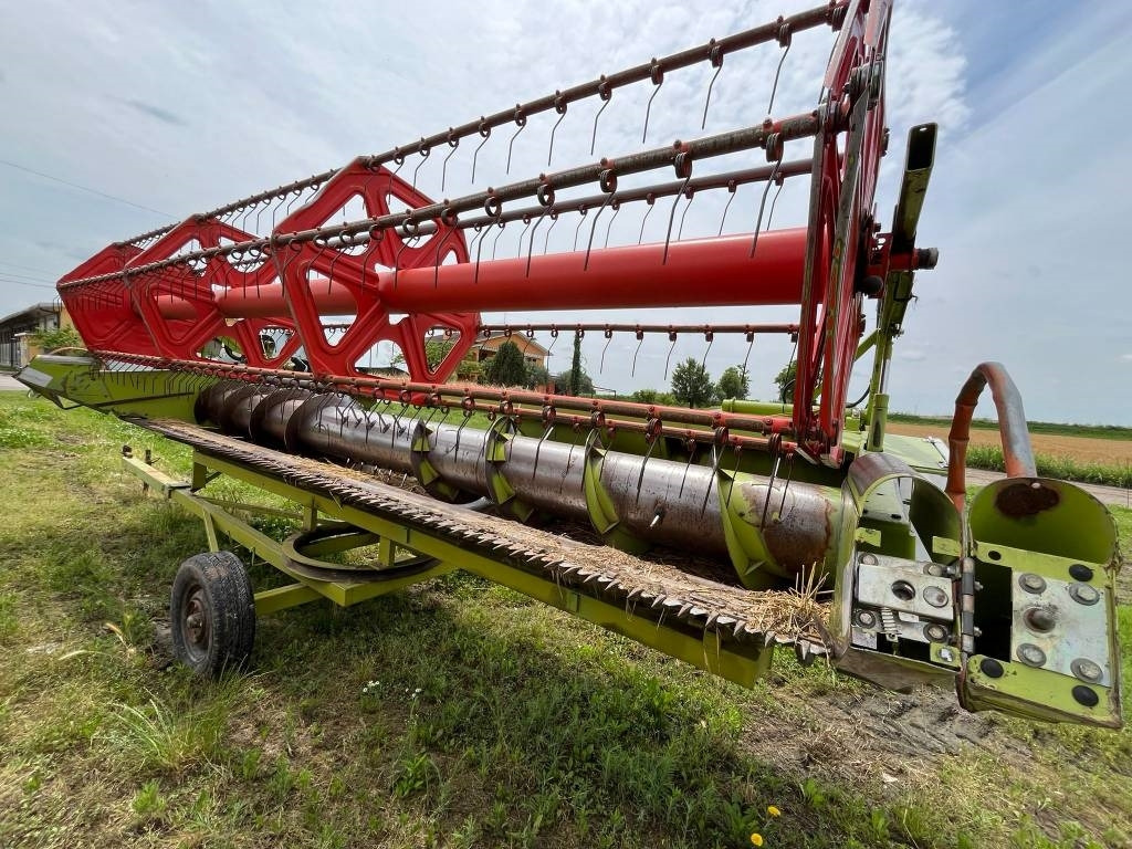Claas C 540 - Header biji-bijian: gambar 2 Claas C 540 - Header biji-bijian: gambar 2