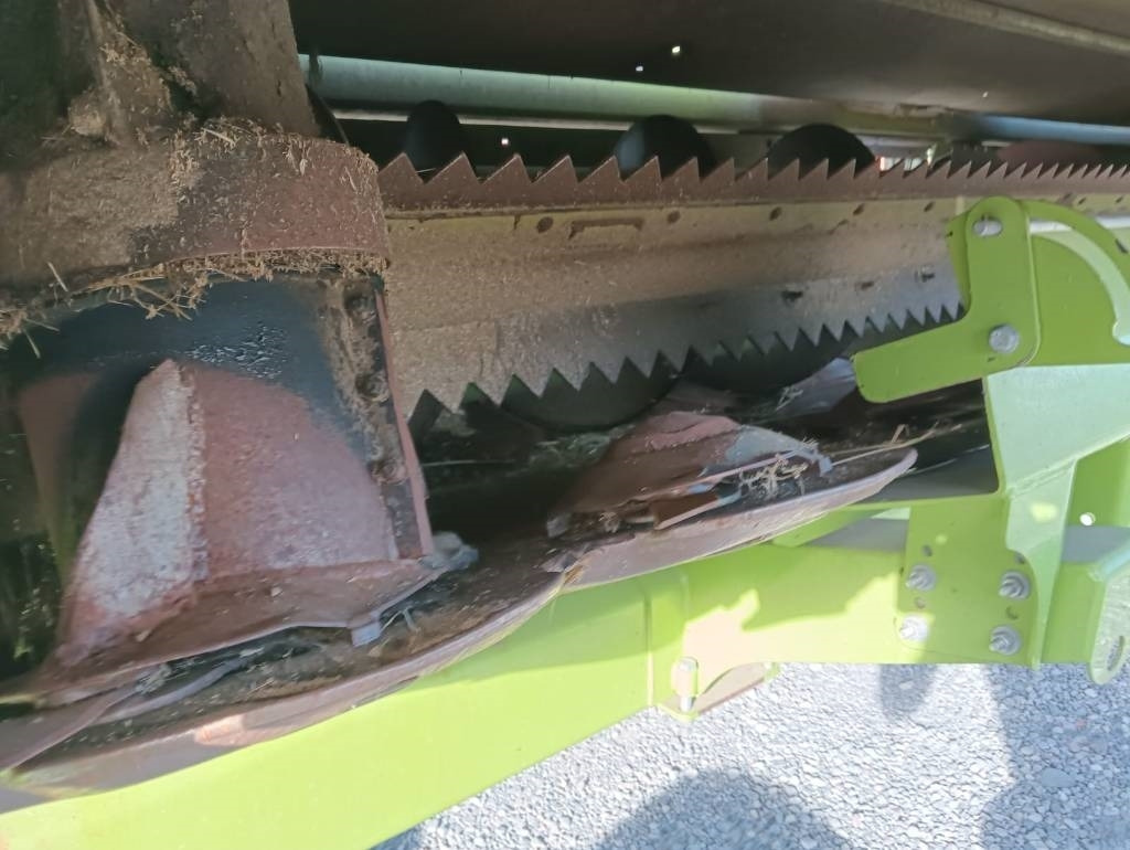 Claas Direct Disc 520 - Peralatan untuk pembuatan jerami: gambar 5 Claas Direct Disc 520 - Peralatan untuk pembuatan jerami: gambar 5