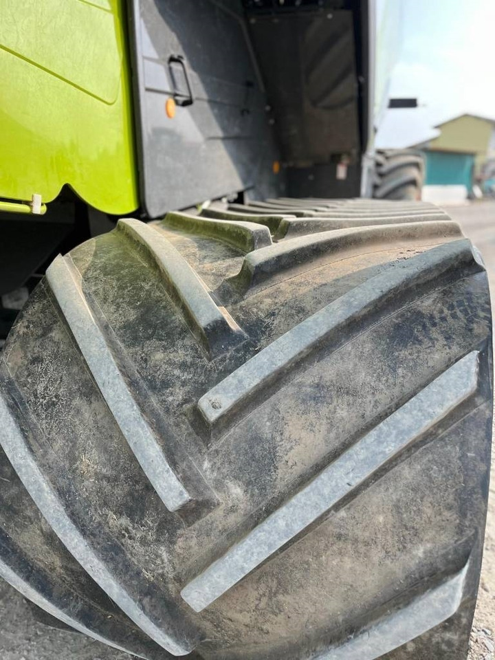 Claas LEXION 7600 TT - Pemanen gabungan: gambar 5 Claas LEXION 7600 TT - Pemanen gabungan: gambar 5