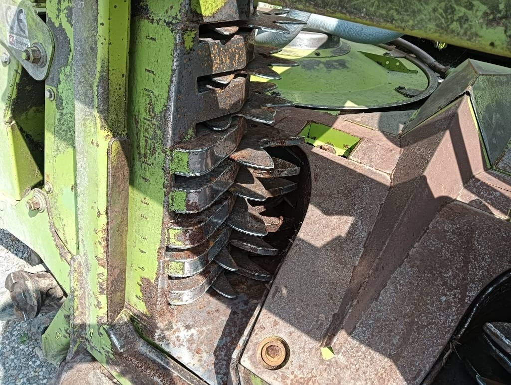 Claas Orbis 600 - Pemanen hijauan: gambar 3 Claas Orbis 600 - Pemanen hijauan: gambar 3