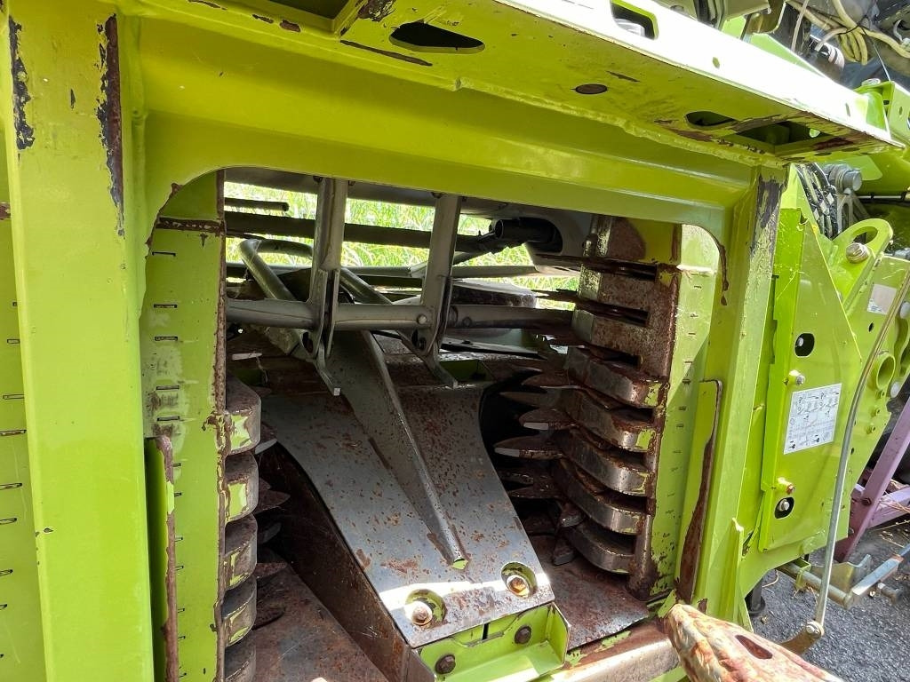 Claas Orbis 750 - Sundulan jagung: gambar 2 Claas Orbis 750 - Sundulan jagung: gambar 2