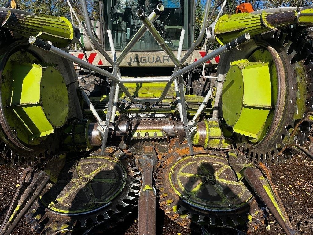 Claas RU 600 - Pemanen hijauan: gambar 5 Claas RU 600 - Pemanen hijauan: gambar 5