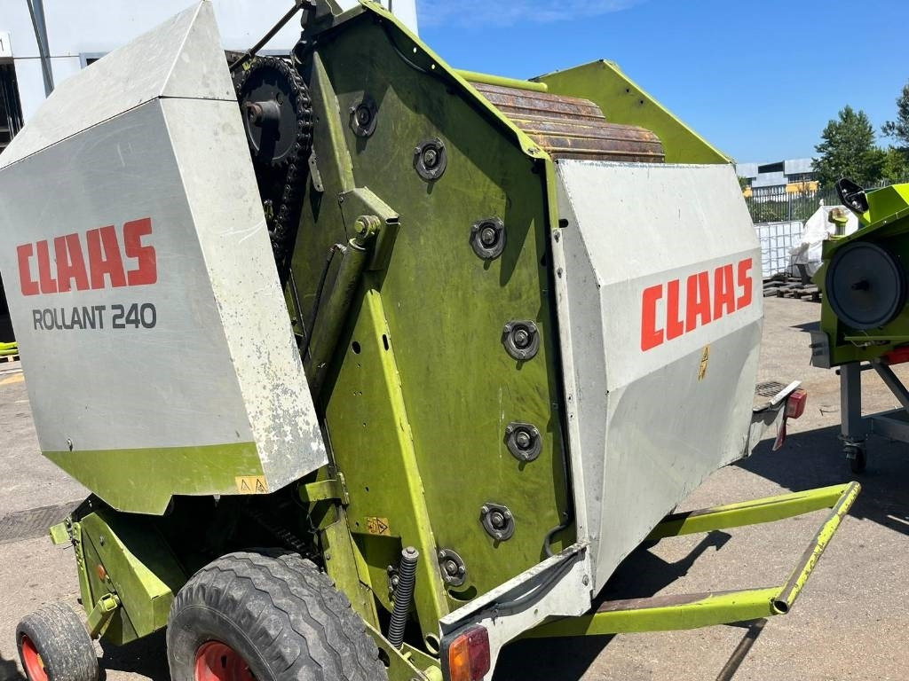 Claas Rollant 240 - Baler bulat: gambar 3 Claas Rollant 240 - Baler bulat: gambar 3