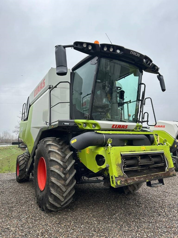 Claas Trion 530 - Pemanen gabungan: gambar 1 Claas Trion 530 - Pemanen gabungan: gambar 1