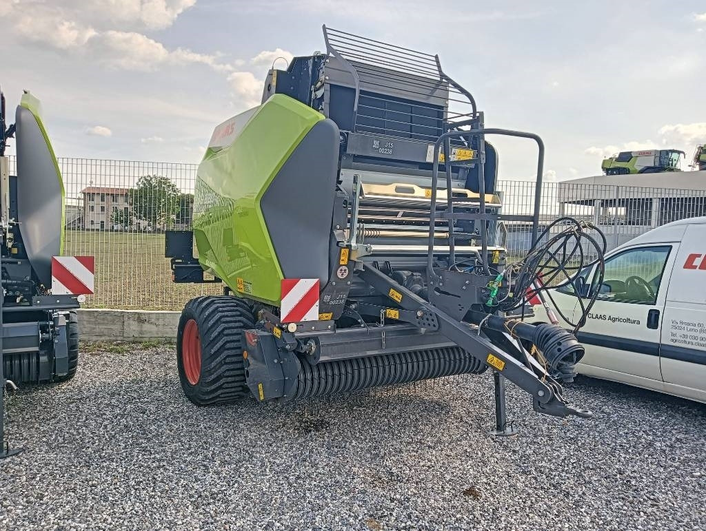 Claas VARIANT 580 RC  - Baler bulat: gambar 1 Claas VARIANT 580 RC  - Baler bulat: gambar 1