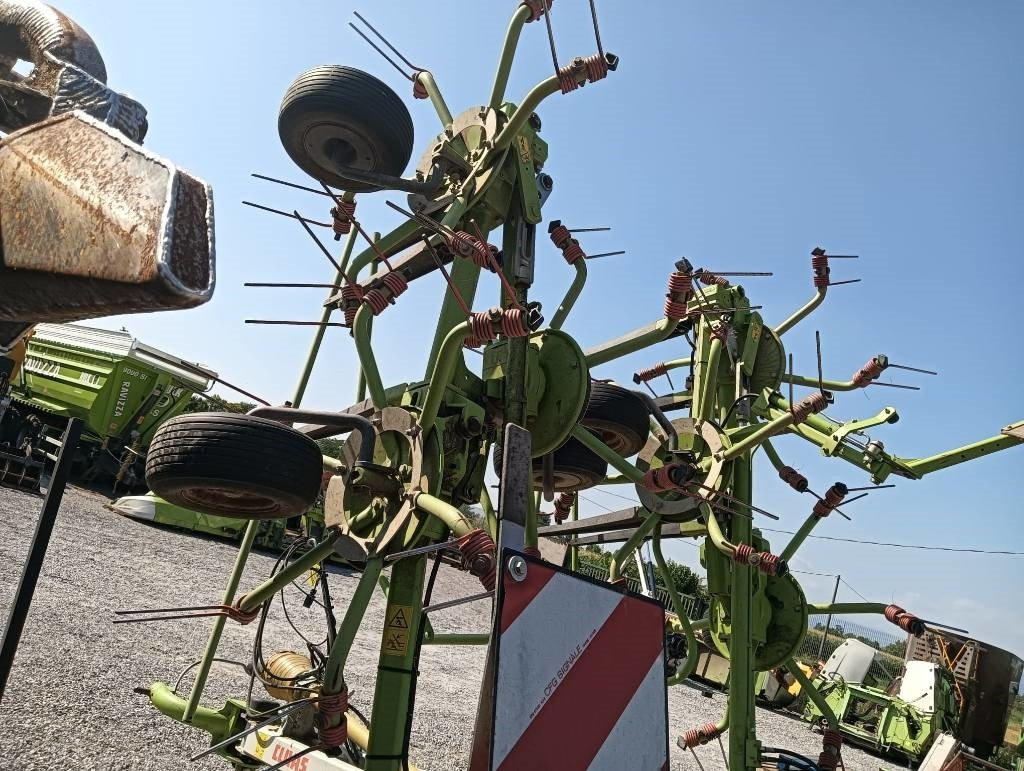 Claas Volto 900 T - Tedder/ Menyapu: gambar 2 Claas Volto 900 T - Tedder/ Menyapu: gambar 2