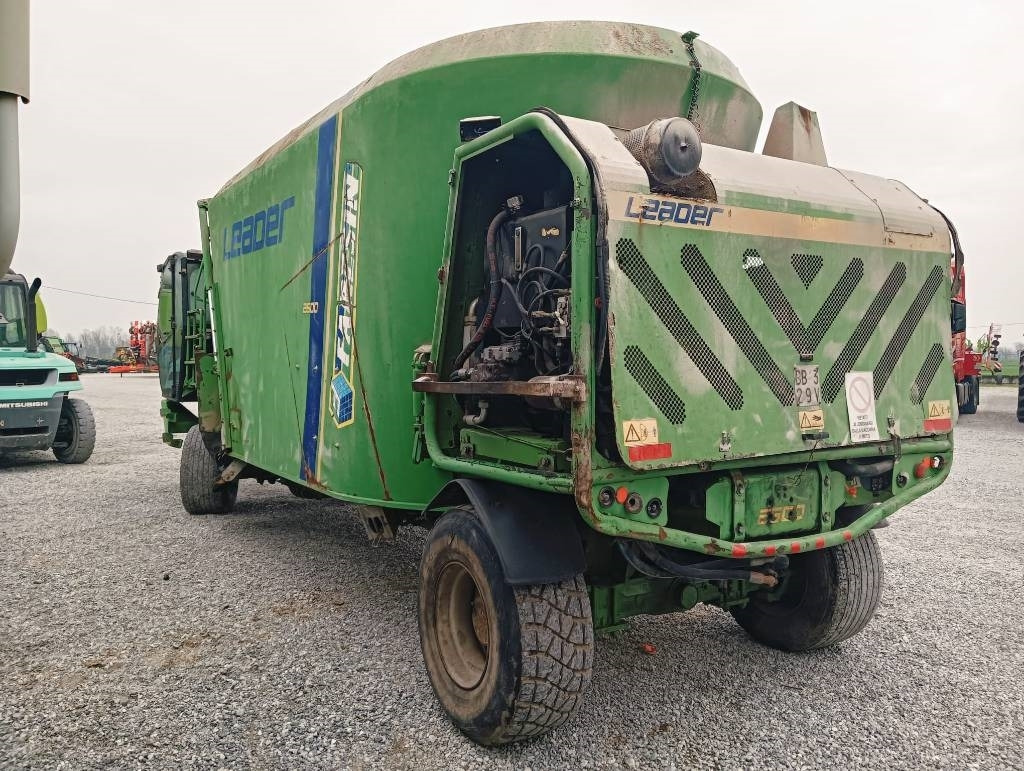 Faresin LEADER 2600 - Mixer-pengumpan: gambar 5 Faresin LEADER 2600 - Mixer-pengumpan: gambar 5