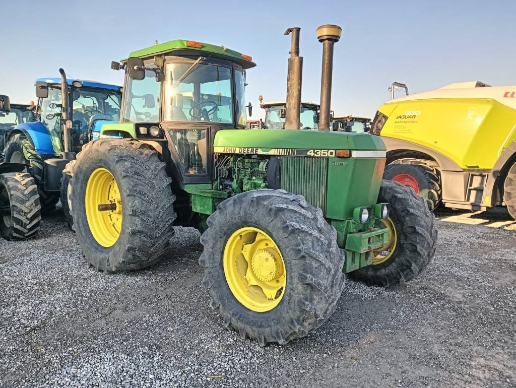 John Deere 4350 - Traktor: gambar 1 John Deere 4350 - Traktor: gambar 1
