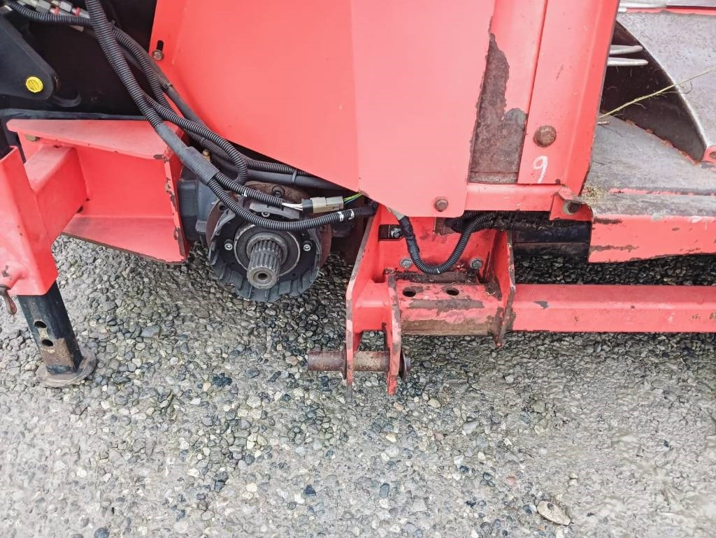Kemper 460 - Sundulan jagung: gambar 3 Kemper 460 - Sundulan jagung: gambar 3