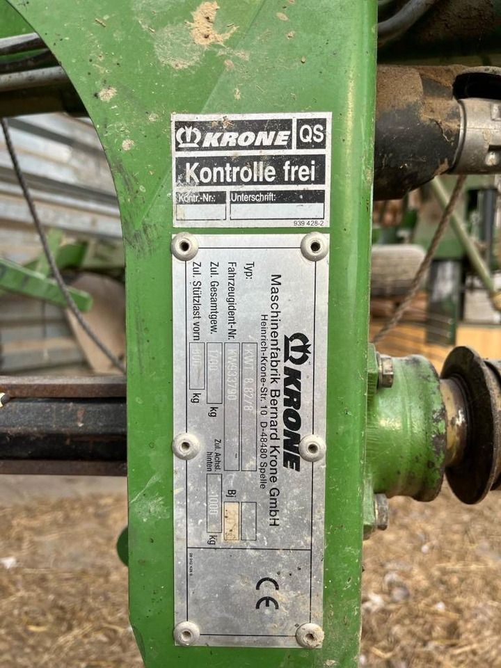 Krone KWT 882 - Tedder/ Menyapu: gambar 4 Krone KWT 882 - Tedder/ Menyapu: gambar 4