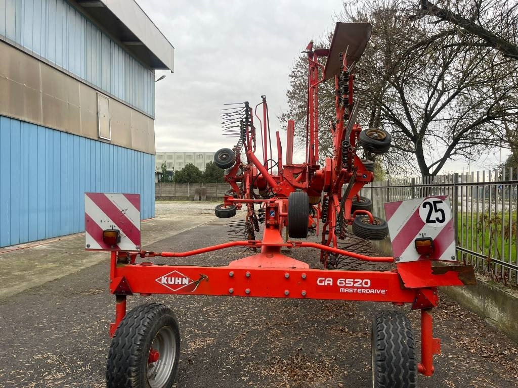 Kuhn 6520 - Tedder/ Menyapu: gambar 5 Kuhn 6520 - Tedder/ Menyapu: gambar 5