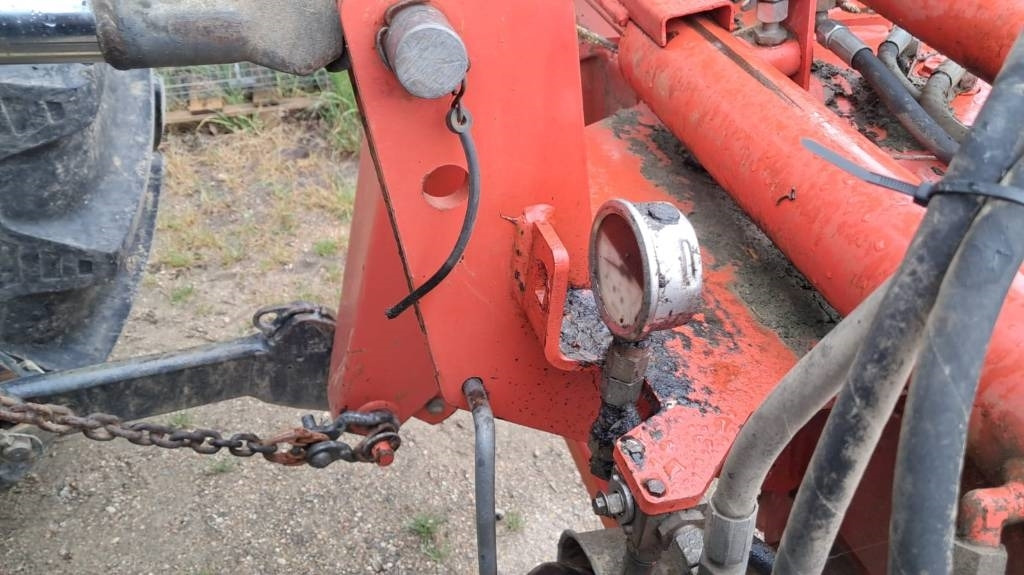 Kuhn GMD 702 - Mesin pemotong padang rumput: gambar 2 Kuhn GMD 702 - Mesin pemotong padang rumput: gambar 2