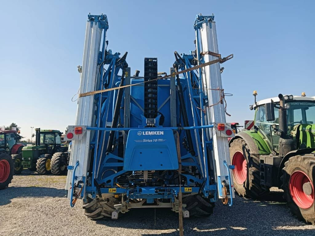 Lemken Sirius 1900 - Peralatan pemupukan: gambar 1 Lemken Sirius 1900 - Peralatan pemupukan: gambar 1
