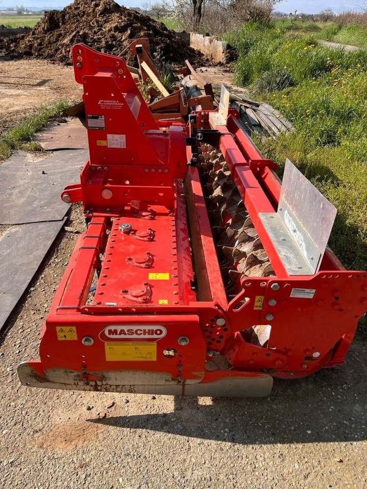 Maschio DC 3000 - Rotavator: gambar 4 Maschio DC 3000 - Rotavator: gambar 4