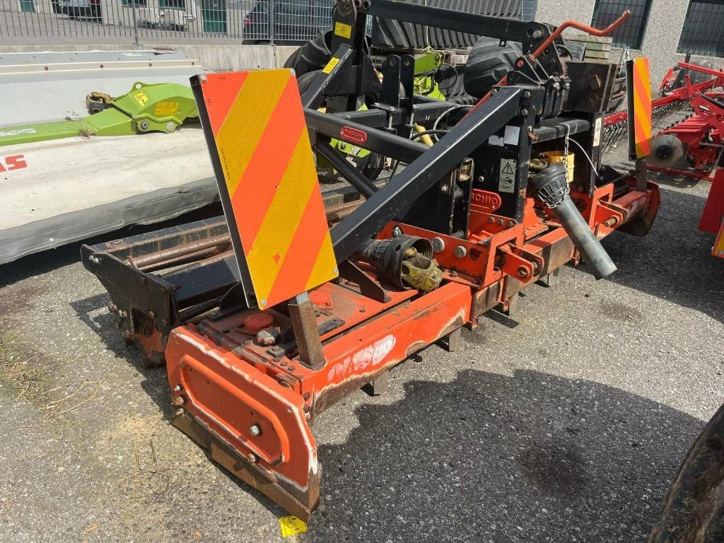 Maschio DM 3000 - Garu: gambar 1 Maschio DM 3000 - Garu: gambar 1