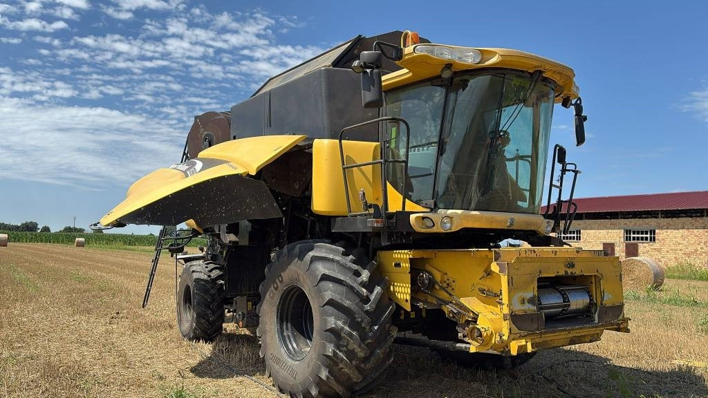 New Holland CR 960 - Pemanen gabungan: gambar 1 New Holland CR 960 - Pemanen gabungan: gambar 1
