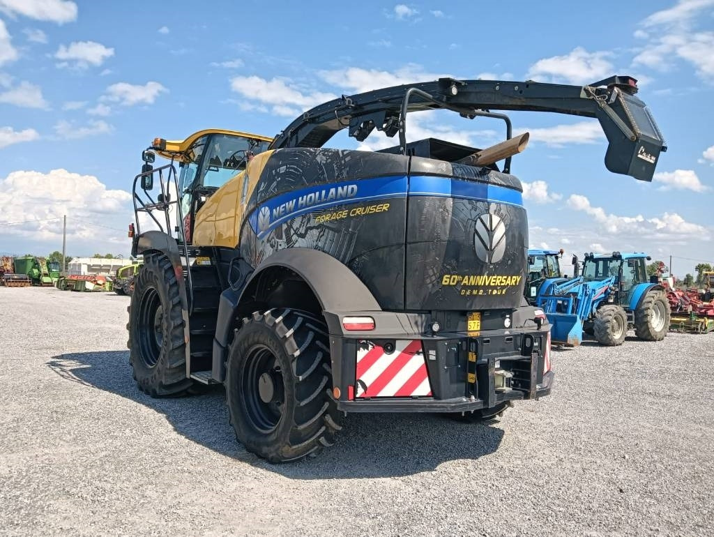 New Holland FR 650 - Pemanen hijauan: gambar 5 New Holland FR 650 - Pemanen hijauan: gambar 5