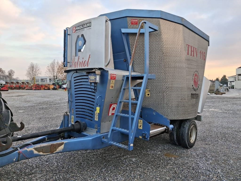 PAGLIARI Thv 116 - Mixer-pengumpan: gambar 2 PAGLIARI Thv 116 - Mixer-pengumpan: gambar 2