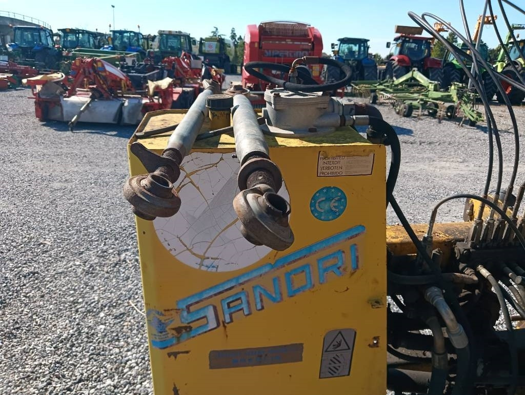 Sandri K7  - Mesin pemotong padang rumput: gambar 3 Sandri K7  - Mesin pemotong padang rumput: gambar 3