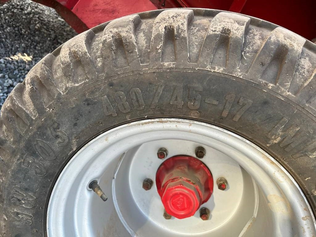 Supertino SP 1650  - Baler bulat: gambar 4 Supertino SP 1650  - Baler bulat: gambar 4