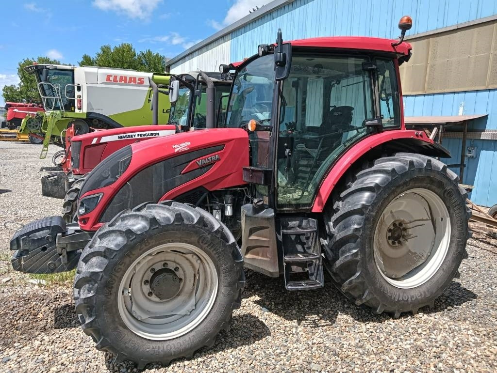 Valtra A 114 - Traktor: gambar 5 Valtra A 114 - Traktor: gambar 5