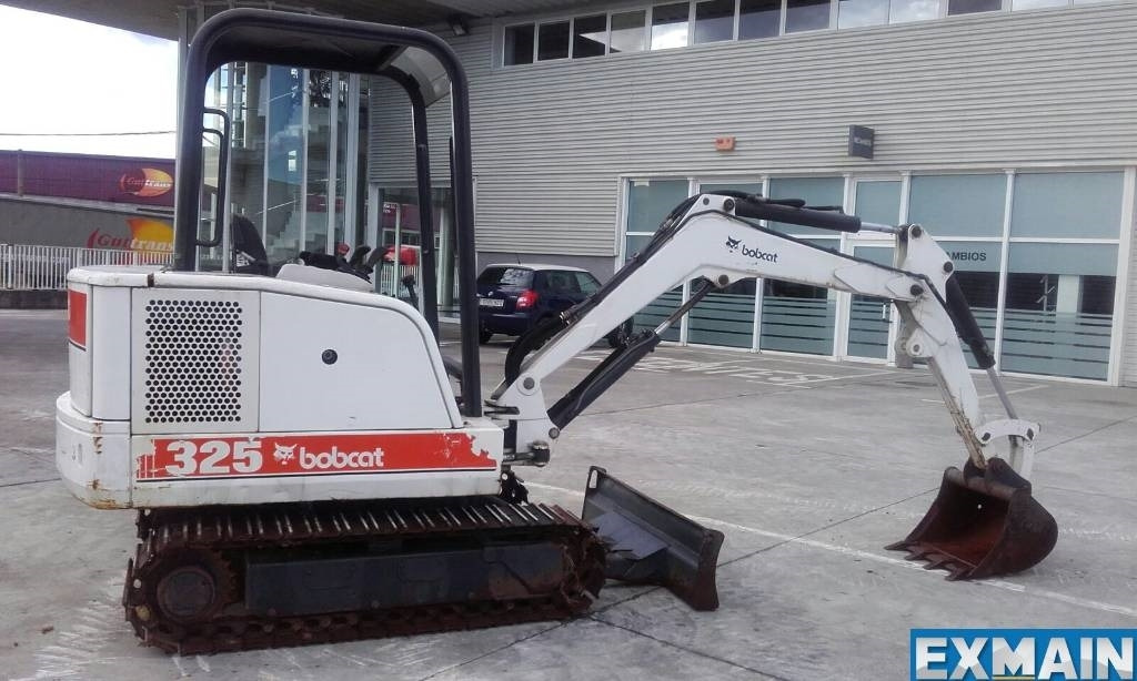 Bobcat X 325 - Ekskavator mini: gambar 2 Bobcat X 325 - Ekskavator mini: gambar 2