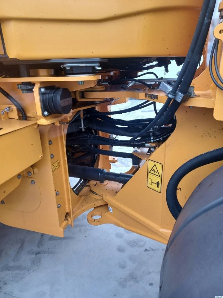 Volvo L 70 H - Wheel loader: gambar 3 Volvo L 70 H - Wheel loader: gambar 3