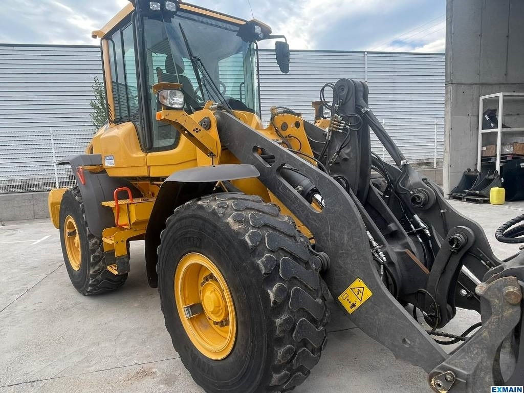 Volvo L 70 H - Wheel loader: gambar 1 Volvo L 70 H - Wheel loader: gambar 1
