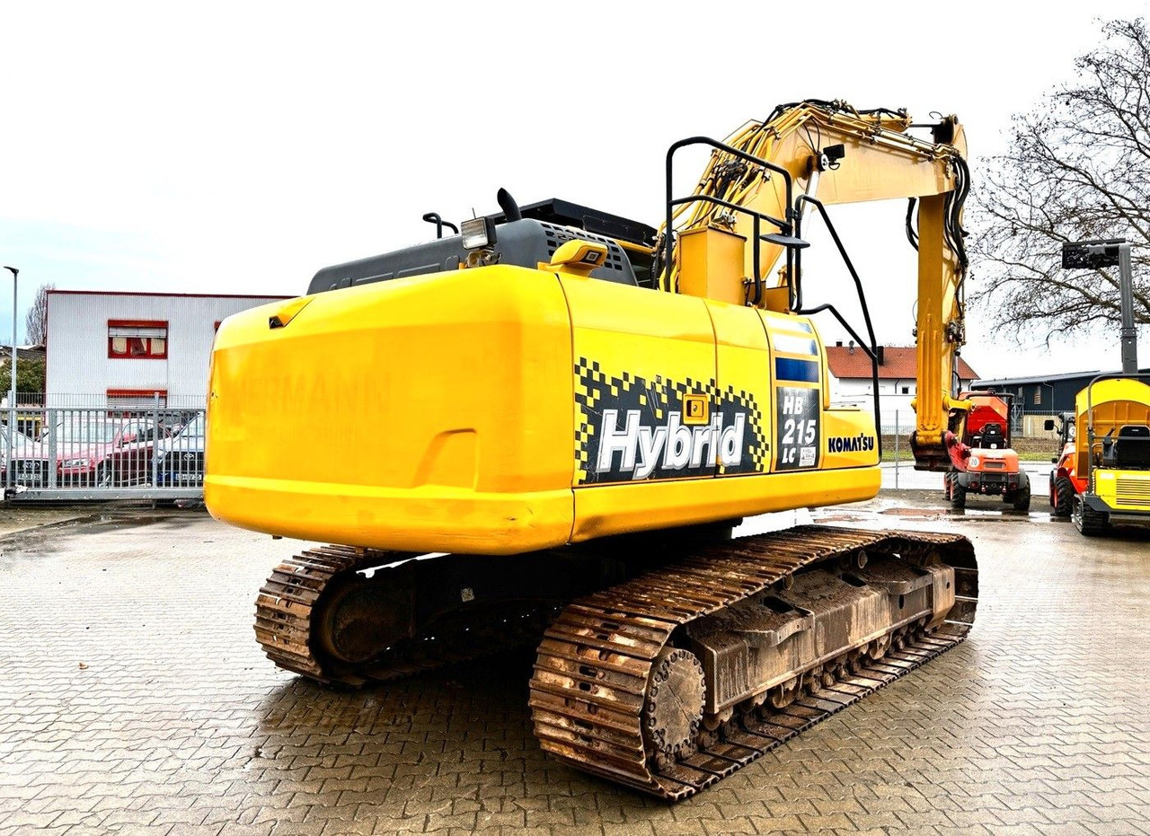 Komatsu HB215LC-3 - Ekskavator perayap: gambar 2 Komatsu HB215LC-3 - Ekskavator perayap: gambar 2
