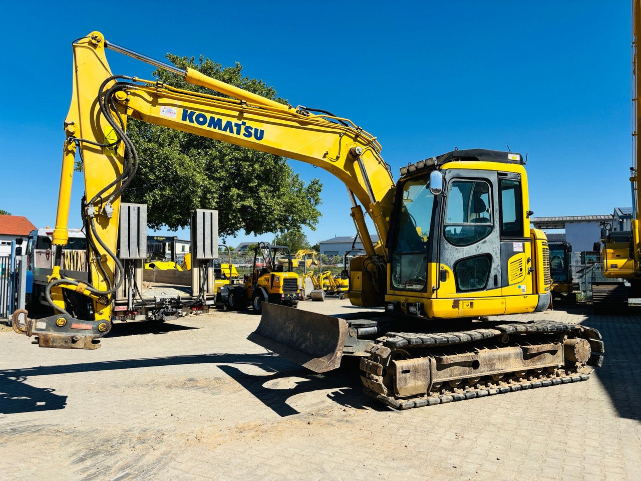 Komatsu PC138US-8 - Ekskavator perayap: gambar 1 Komatsu PC138US-8 - Ekskavator perayap: gambar 1