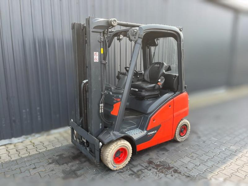 Fenwick H18T-01 - Forklift listrik: gambar 1 Fenwick H18T-01 - Forklift listrik: gambar 1