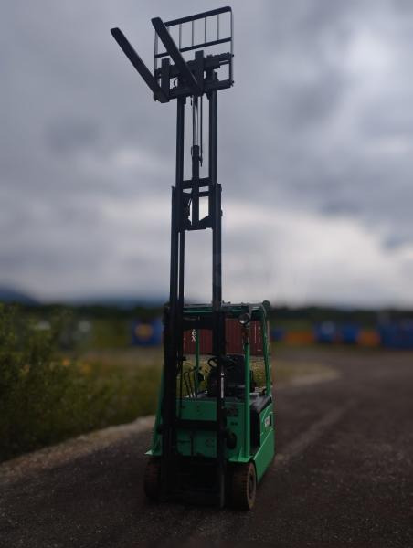 Mitsubishi FB16NT fenwick - Forklift listrik: gambar 5 Mitsubishi FB16NT fenwick - Forklift listrik: gambar 5