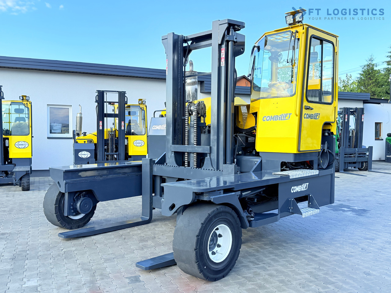 COMBILIFT C14000 / DUPLEX 3600MM / FREE-LIFT / POSITIONER - Loader empat arah: gambar 1 COMBILIFT C14000 / DUPLEX 3600MM / FREE-LIFT / POSITIONER - Loader empat arah: gambar 1