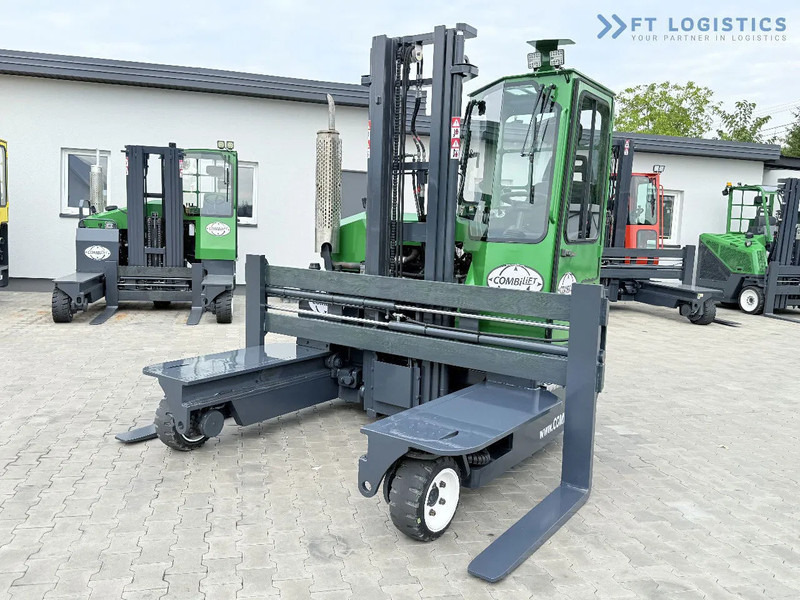 Combilift C3000 / DIESEL / DUPLEX - 4000MM / WIDE FORK POSITIONER 2700MM / FULL HEATED CABIN / ONLY 6905H / CONDITION - LIKE NEW! C3000 / - Loader empat arah: gambar 3 Combilift C3000 / DIESEL / DUPLEX - 4000MM / WIDE FORK POSITIONER 2700MM / FULL HEATED CABIN / ONLY 6905H / CONDITION - LIKE NEW! C3000 / - Loader empat arah: gambar 3