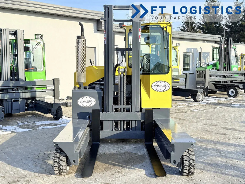 Combilift C3000 | GAS | DUPLEX 4000MM | FORK POSITIONER | FULL CABIN WITH 1500MM PLATFORM | PERFECT CONDITION | A wide range of four-way a - Loader empat arah: gambar 2 Combilift C3000 | GAS | DUPLEX 4000MM | FORK POSITIONER | FULL CABIN WITH 1500MM PLATFORM | PERFECT CONDITION | A wide range of four-way a - Loader empat arah: gambar 2