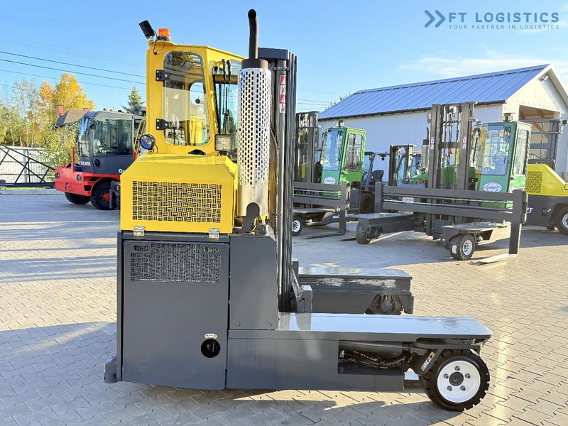 Loader empat arah Combilift C3000 / GAS / TRIPLEX 4900MM / FREE LIFT / FORK POSITIONER / FULL CABIN / EXCELLENT CONDITION / Wide range of four-way and side: gambar 6