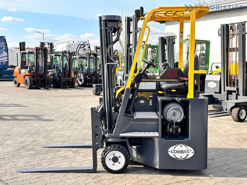 Combilift C3000CB / LPG / TRIPLEX / 4900MM / FREE LIFT / POSITIONER / LIKE NEW C3000CB / LPG / TRIPLEX / 4900MM / FREE LIFT / POSITIONER / - Loader empat arah: gambar 5 Combilift C3000CB / LPG / TRIPLEX / 4900MM / FREE LIFT / POSITIONER / LIKE NEW C3000CB / LPG / TRIPLEX / 4900MM / FREE LIFT / POSITIONER / - Loader empat arah: gambar 5