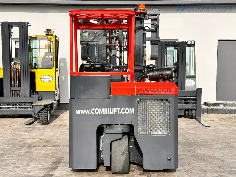 Combilift C3000CB / LPG / TRIPLEX / 5500MM / FREE LIFT / FORK SHIFT / POSITIONER C3000CB / LPG / TRIPLEX / 5500MM / FREE LIFT / FORK SHIFT - Loader empat arah: gambar 4 Combilift C3000CB / LPG / TRIPLEX / 5500MM / FREE LIFT / FORK SHIFT / POSITIONER C3000CB / LPG / TRIPLEX / 5500MM / FREE LIFT / FORK SHIFT - Loader empat arah: gambar 4