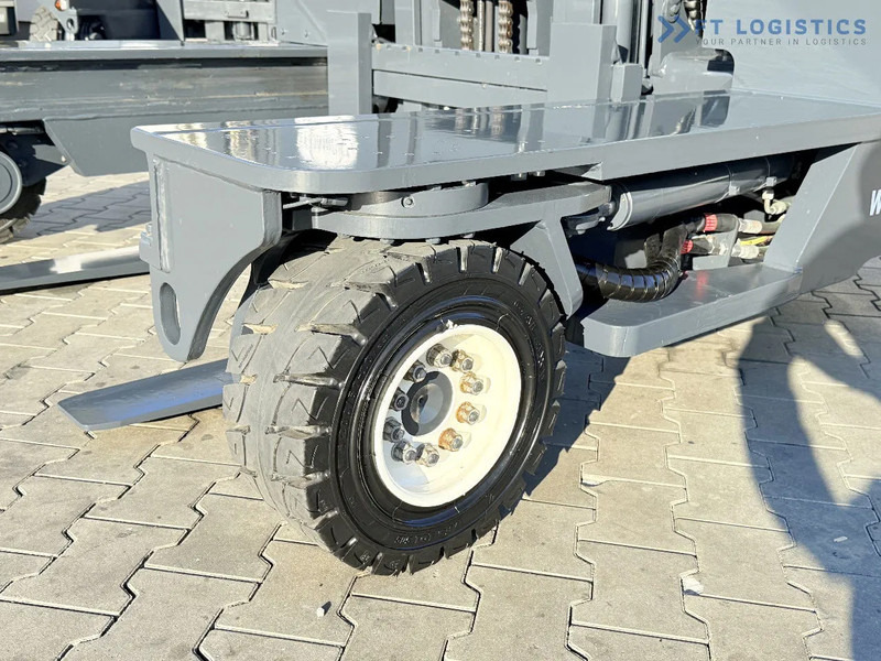 Combilift C4000 / DIESEL / DUPLEX 4100MM / FREE LIFT / SIDE SHIFT / FULL CABIN / EXCELLENT CONDITION / Wide range of four-way and side loa - Loader empat arah: gambar 2 Combilift C4000 / DIESEL / DUPLEX 4100MM / FREE LIFT / SIDE SHIFT / FULL CABIN / EXCELLENT CONDITION / Wide range of four-way and side loa - Loader empat arah: gambar 2