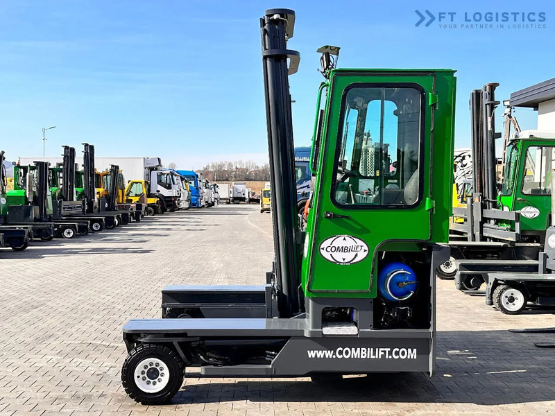 Combilift C4000 / LPG / DUPLEX / 4500MM / FREE LIFT / LIKE NEW C4000 / LPG / DUPLEX / 4500MM / FREE LIFT / LIKE NEW - Loader empat arah: gambar 3 Combilift C4000 / LPG / DUPLEX / 4500MM / FREE LIFT / LIKE NEW C4000 / LPG / DUPLEX / 4500MM / FREE LIFT / LIKE NEW - Loader empat arah: gambar 3