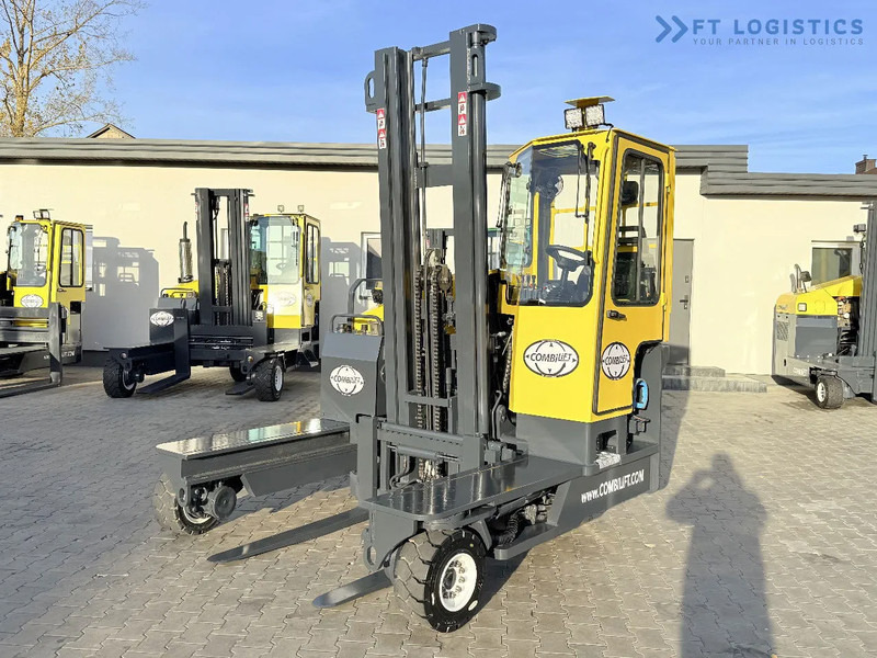 Combilift C4000 – LPG – DUPLEX 4600mm – FREE LIFT – SIDE SHIFT – EXCELLENT CONDITION Wide selection of four-way and side-loading forklifts - Loader empat arah: gambar 1 Combilift C4000 – LPG – DUPLEX 4600mm – FREE LIFT – SIDE SHIFT – EXCELLENT CONDITION Wide selection of four-way and side-loading forklifts - Loader empat arah: gambar 1