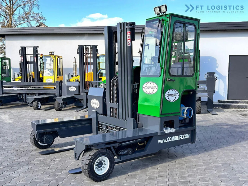 Combilift C4000 / TRIPLEX / 4900MM / LPG / FREE LIFT / FORK SHIFT / LIKE NEW C4000 / TRIPLEX / 4900MM / LPG / FREE LIFT / FORK SHIFT / LIK - Loader empat arah: gambar 1 Combilift C4000 / TRIPLEX / 4900MM / LPG / FREE LIFT / FORK SHIFT / LIKE NEW C4000 / TRIPLEX / 4900MM / LPG / FREE LIFT / FORK SHIFT / LIK - Loader empat arah: gambar 1