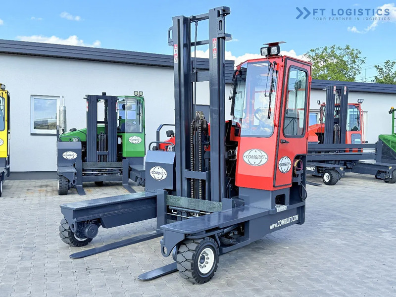 Combilift C4500 / GAS / DUPLEX - 4500MM / POSITIONER / FREE LIFT / FULL CABIN / ONLY 6178H / CONDITION - LIKE NEW! C4500 / GAS / DUPLEX - - Loader empat arah: gambar 3 Combilift C4500 / GAS / DUPLEX - 4500MM / POSITIONER / FREE LIFT / FULL CABIN / ONLY 6178H / CONDITION - LIKE NEW! C4500 / GAS / DUPLEX - - Loader empat arah: gambar 3