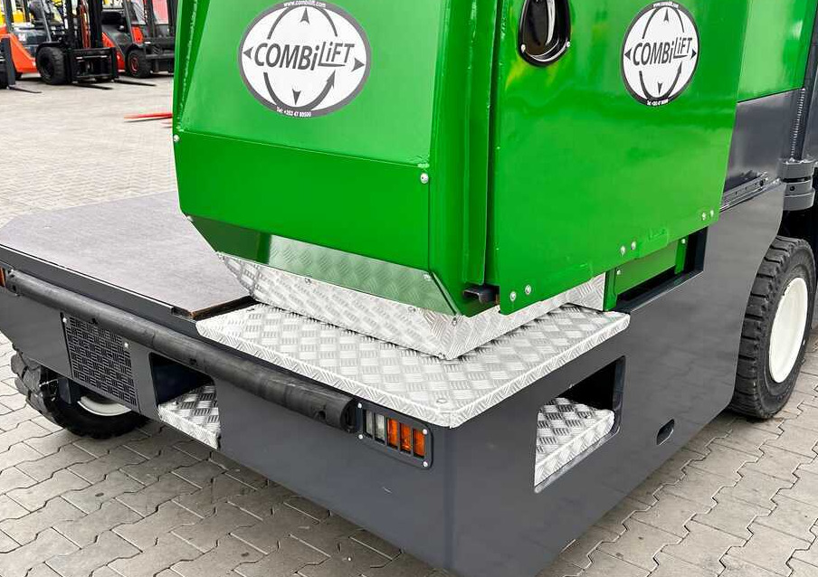 Combilift C5000SL / DIESEL / 4500MM / DUPLEX / CABIN / PLATFORMS / LIKE NEW - Pemuat samping: gambar 4 Combilift C5000SL / DIESEL / 4500MM / DUPLEX / CABIN / PLATFORMS / LIKE NEW - Pemuat samping: gambar 4