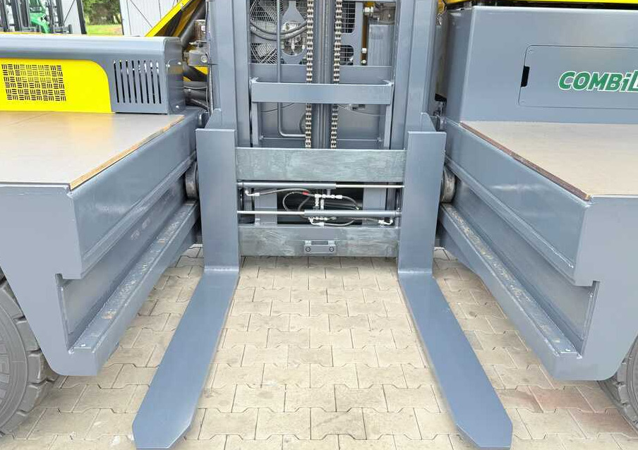 Combilift C6000FSL / DIESEL / DUPLEX – 4100MM / 1400MM FORKS / SIDeloADER / 6000KG LIFTING CAPACITY / FREE LIFT / DEUTZ ENGINE / EXCELLENT CONDITION - Pemuat samping: gambar 5 Combilift C6000FSL / DIESEL / DUPLEX – 4100MM / 1400MM FORKS / SIDeloADER / 6000KG LIFTING CAPACITY / FREE LIFT / DEUTZ ENGINE / EXCELLENT CONDITION - Pemuat samping: gambar 5