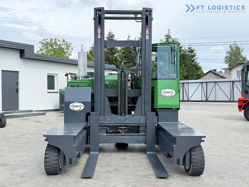 Combilift C8000 / GAS / DUPLEX – 4700MM / FORK POSITIONER / FREE LIFT / FULL HEATED CABIN / ONLY 5141 HOURS / CONDITION – LIKE NEW! C8000 - Loader empat arah: gambar 5 Combilift C8000 / GAS / DUPLEX – 4700MM / FORK POSITIONER / FREE LIFT / FULL HEATED CABIN / ONLY 5141 HOURS / CONDITION – LIKE NEW! C8000 - Loader empat arah: gambar 5