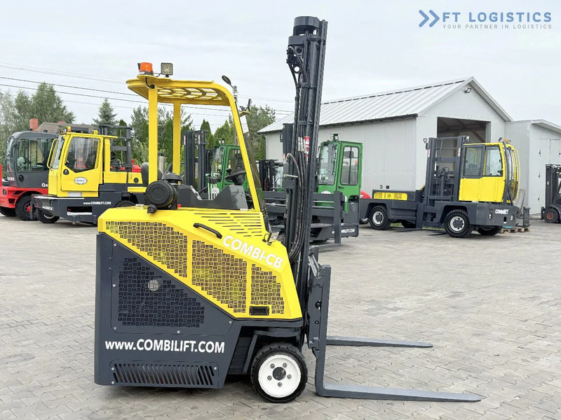Combilift CB2500 / DUPLEX / 4100MM / DIESEL / FREE LIFT / FORK POSITIONER / SIDE SHIFT / LIKE NEW / Wide range of four-way and side loader - Loader empat arah: gambar 5 Combilift CB2500 / DUPLEX / 4100MM / DIESEL / FREE LIFT / FORK POSITIONER / SIDE SHIFT / LIKE NEW / Wide range of four-way and side loader - Loader empat arah: gambar 5