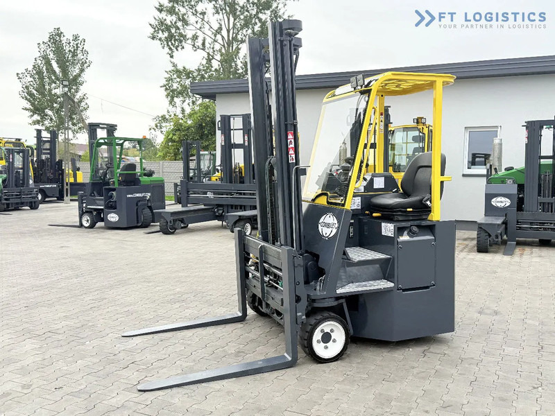 Combilift CB2500 / DUPLEX / 4100MM / DIESEL / FREE LIFT / FORK POSITIONER / SIDE SHIFT / LIKE NEW / Wide range of four-way and side loader - Loader empat arah: gambar 2 Combilift CB2500 / DUPLEX / 4100MM / DIESEL / FREE LIFT / FORK POSITIONER / SIDE SHIFT / LIKE NEW / Wide range of four-way and side loader - Loader empat arah: gambar 2