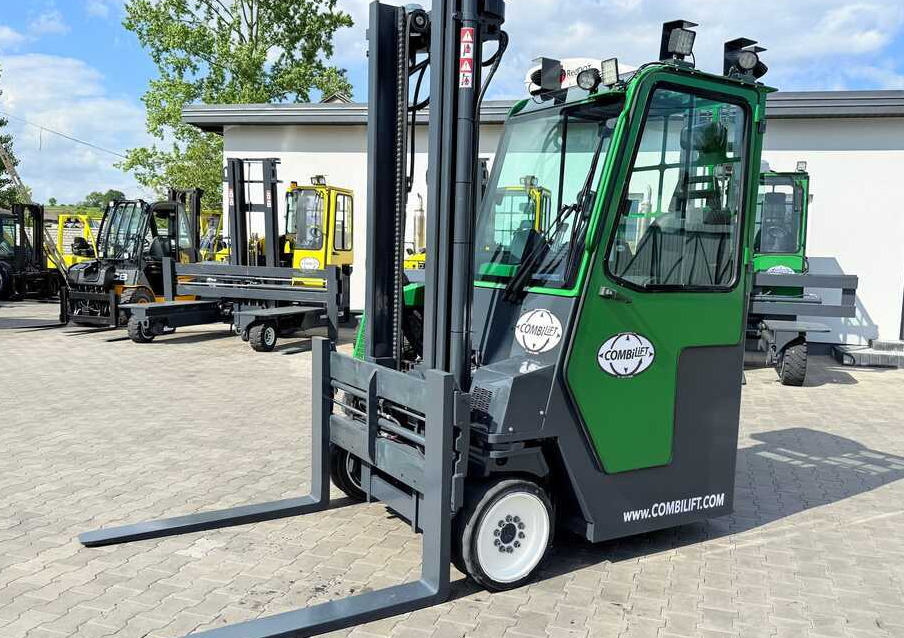 Combilift CB4000 / DUPLEX - 4100 / DIESEL / POSITIONER - Loader empat arah: gambar 5 Combilift CB4000 / DUPLEX - 4100 / DIESEL / POSITIONER - Loader empat arah: gambar 5